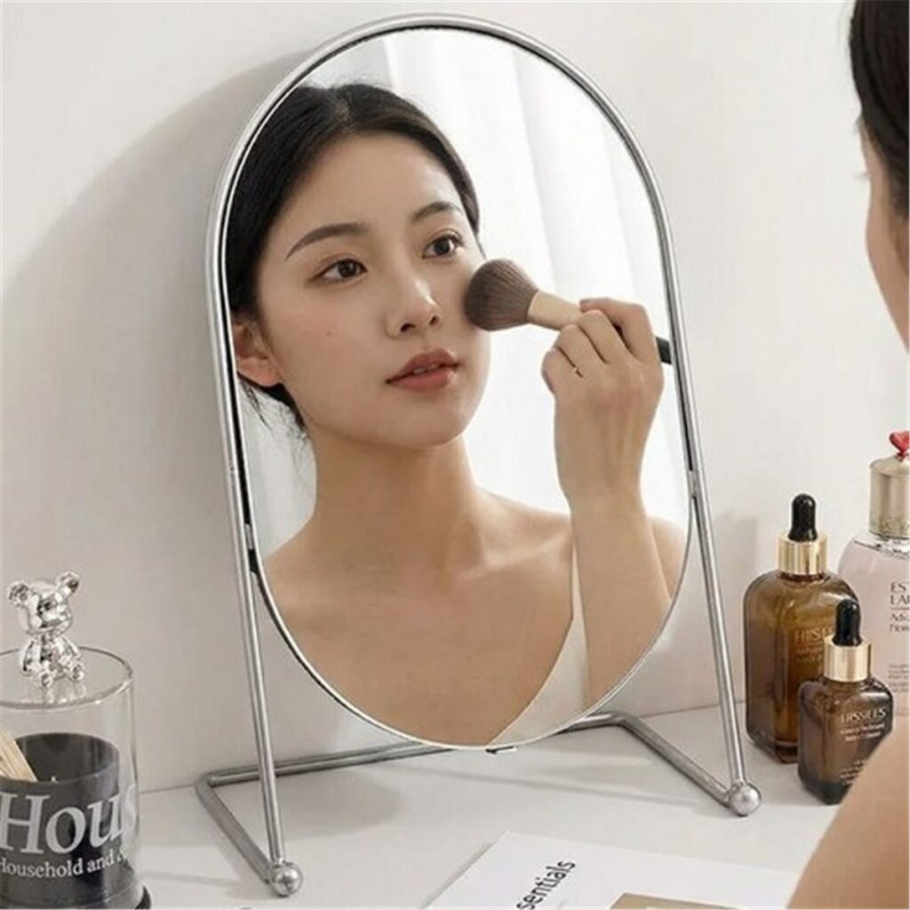 탁상거울 스탠드형 화장거울 추천 침실 책상꾸미기용 제품 이미지